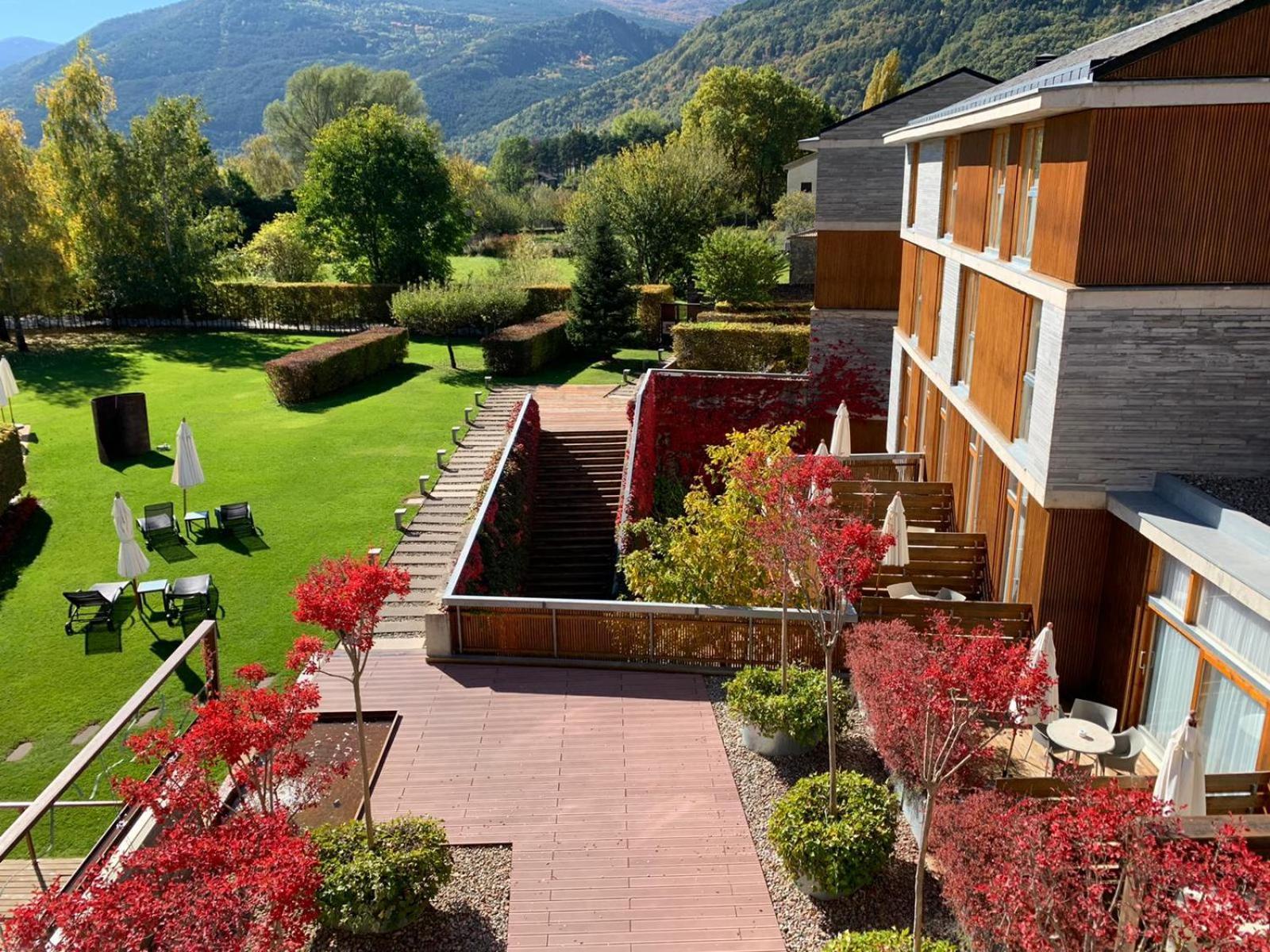 Hotel Tierra De Biescas Esterno foto