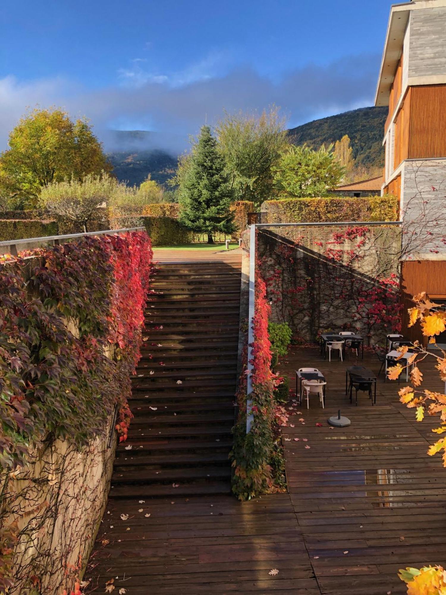 Hotel Tierra De Biescas Esterno foto
