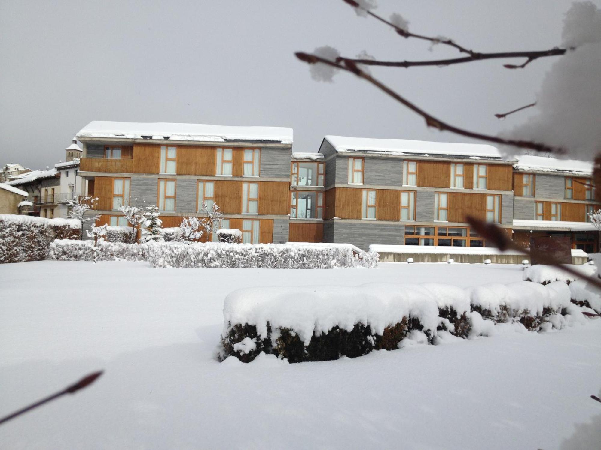 Hotel Tierra De Biescas Esterno foto