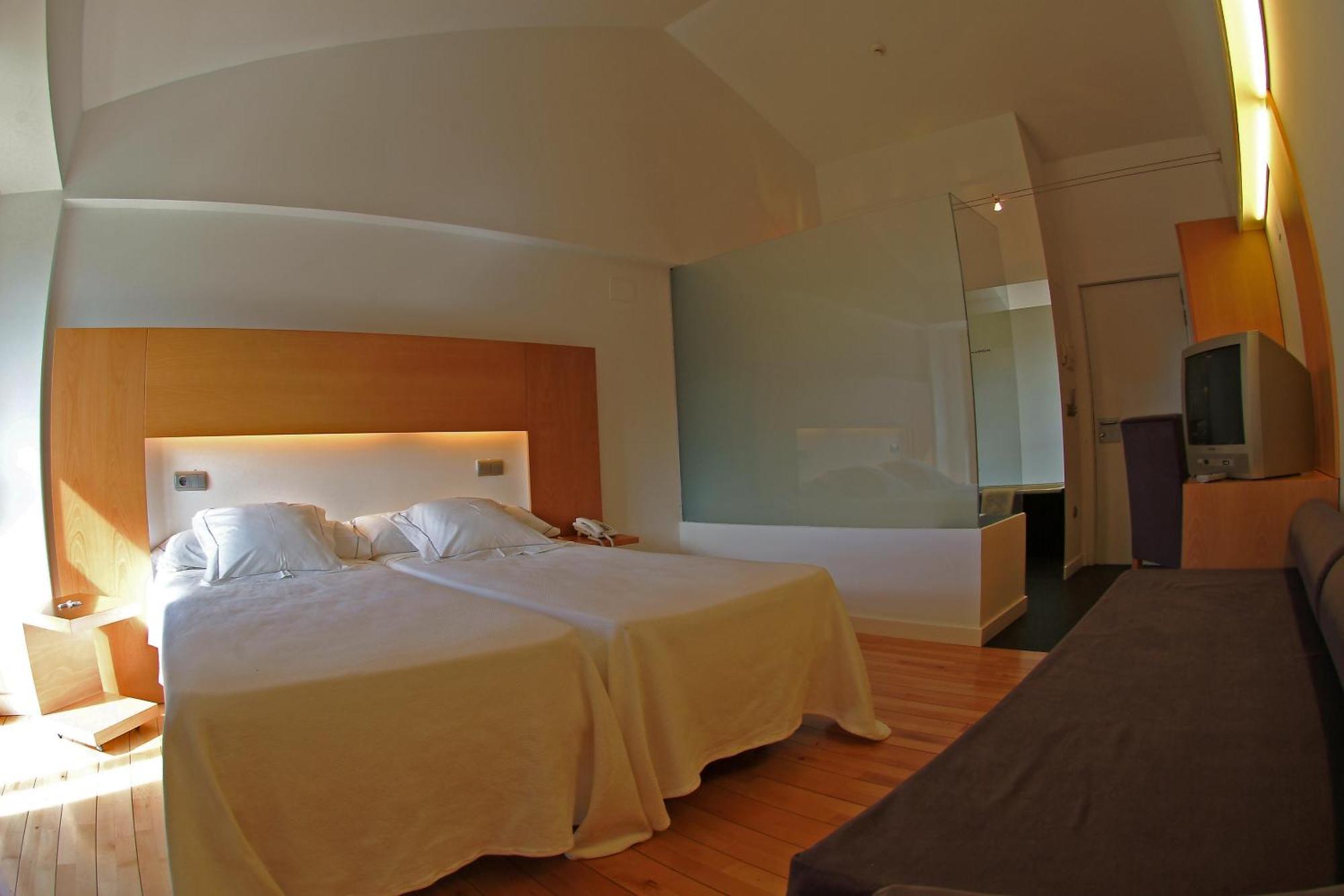 Hotel Tierra De Biescas Esterno foto
