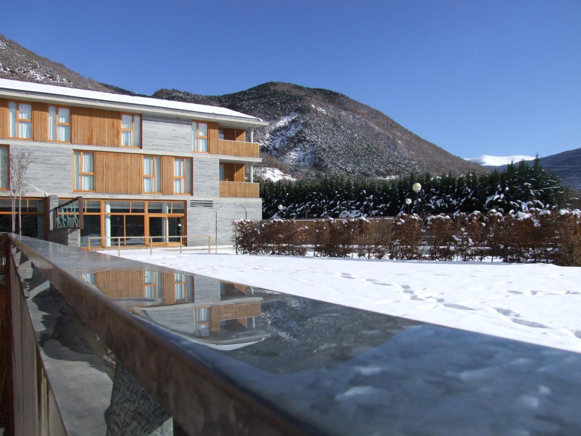 Hotel Tierra De Biescas Esterno foto