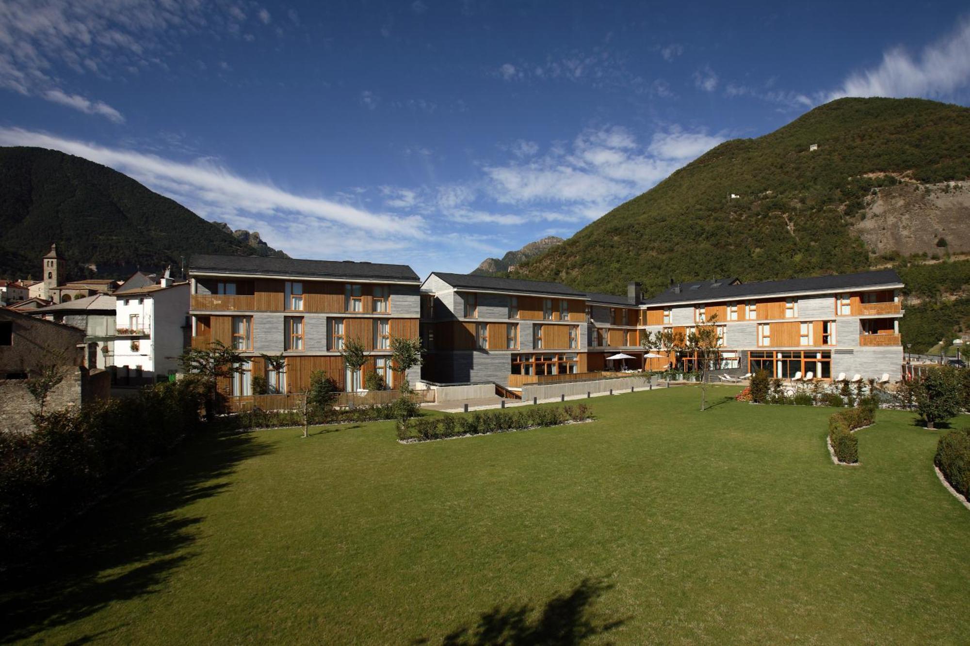 Hotel Tierra De Biescas Esterno foto