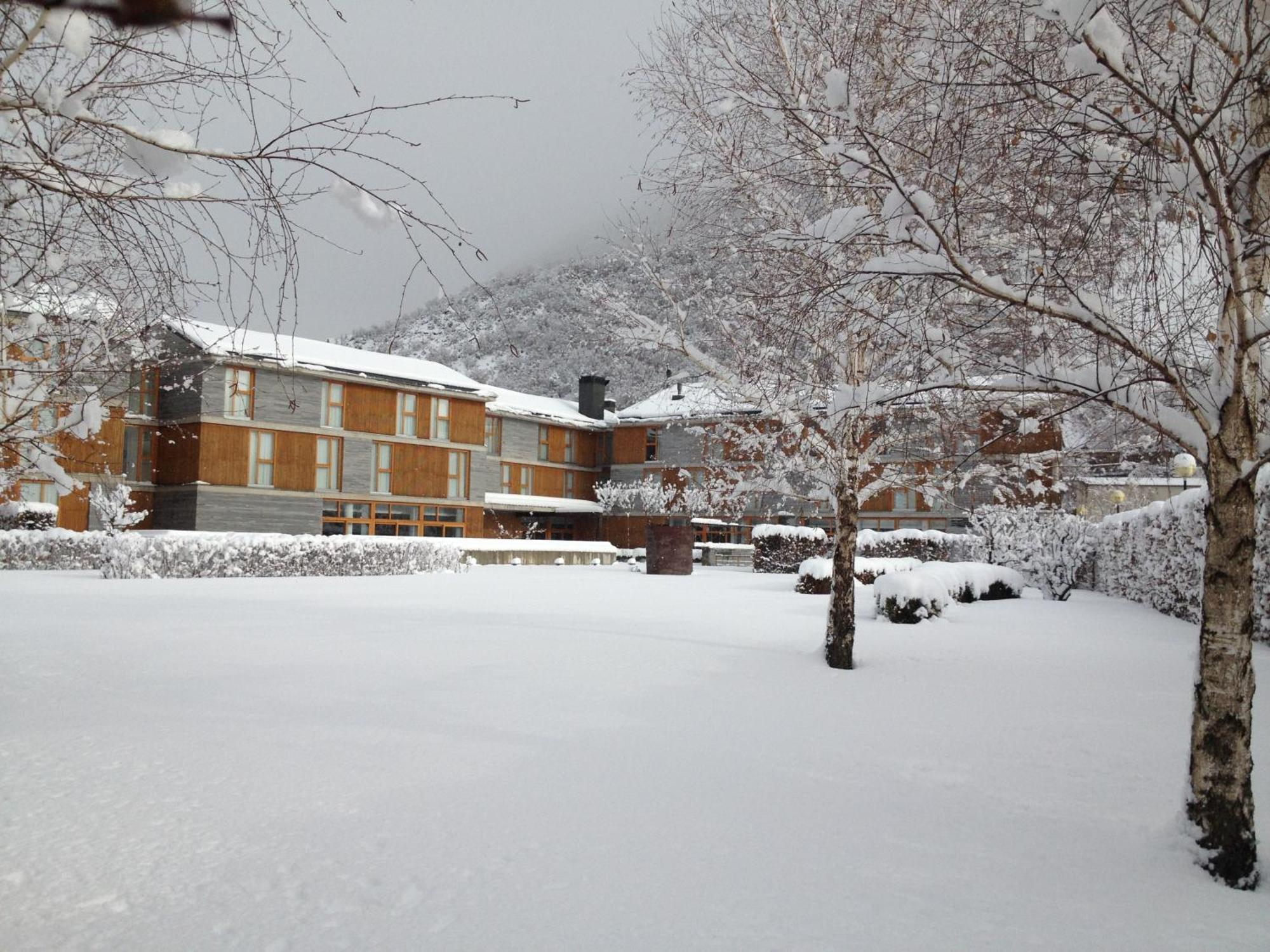 Hotel Tierra De Biescas Esterno foto